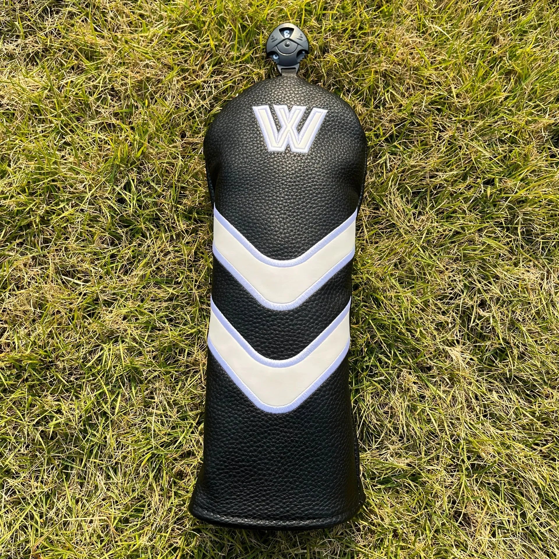 Unisex Golf Putter Headcover - Classic Striped Design with White & Black Logo, Durable Synthetic Synthetic, Secure Fit for Clubs